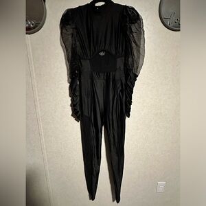 Black long sleeve and pants jumpsuit